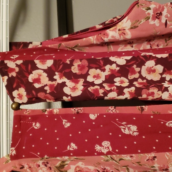 small sleeveless maxi dress - Picture 3 of 3